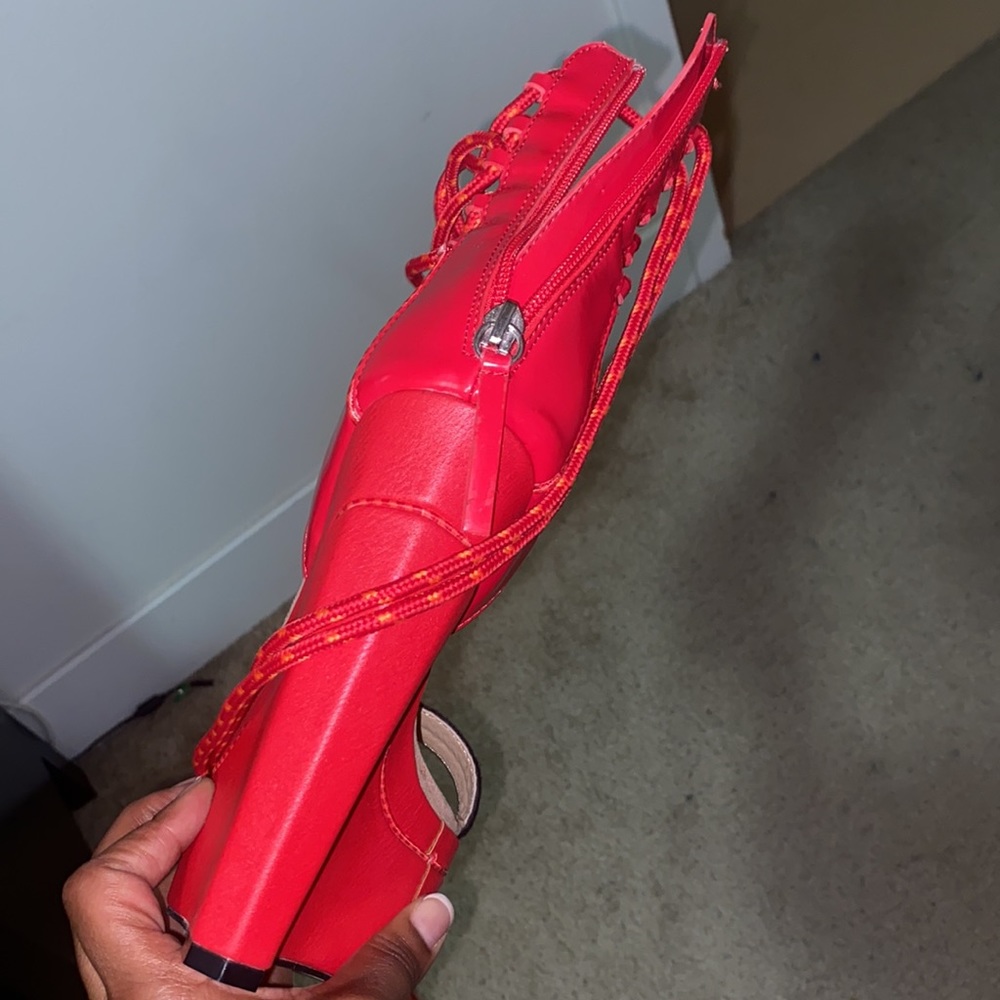 New - Picture 4 of 5